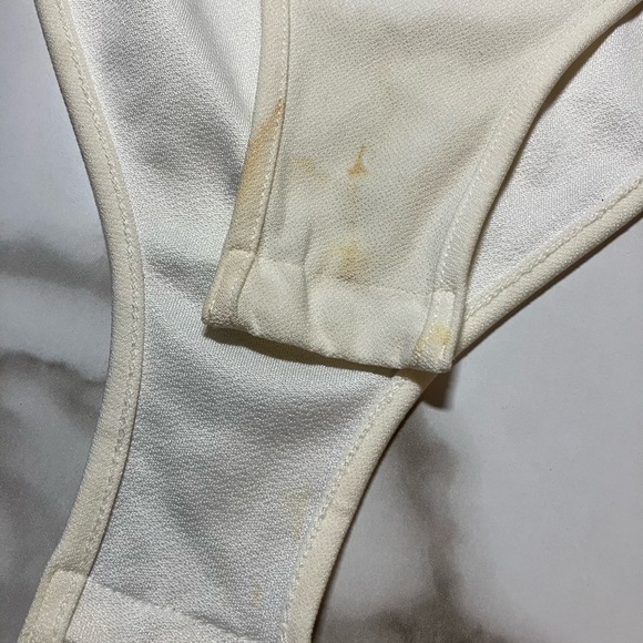 White sleeveless bodysuit - Picture 6 of 8